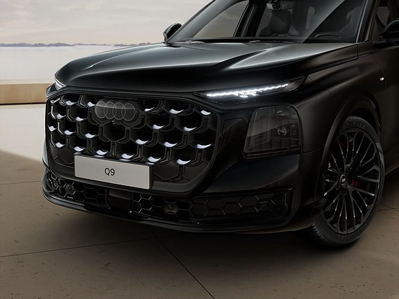 Audi Q9 2 of 10