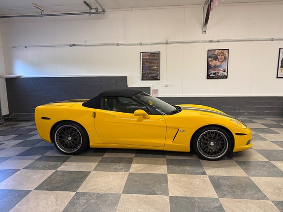 Chevrolet Corvette 20 of 30