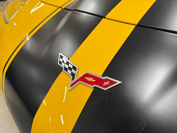 Chevrolet Corvette 16 of 30