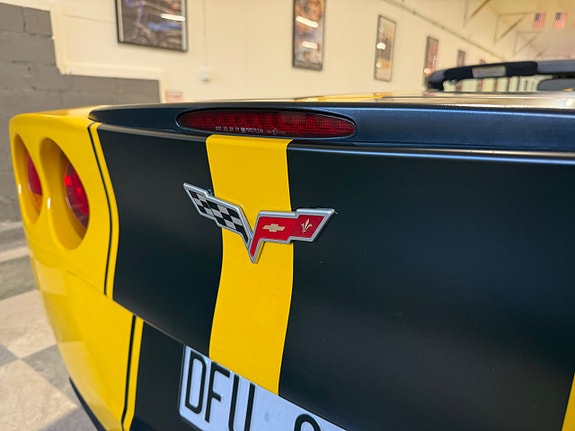 Chevrolet Corvette 19 of 30