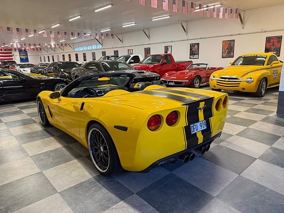 Chevrolet Corvette 10 of 30