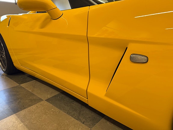 Chevrolet Corvette 15 of 30