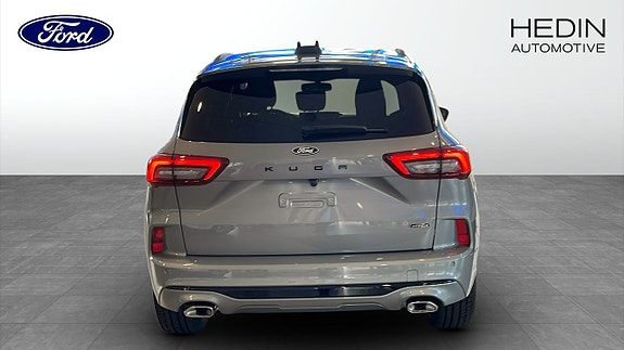 Ford Kuga 7 of 9