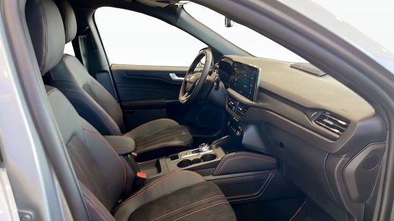 Ford Kuga 3 of 9