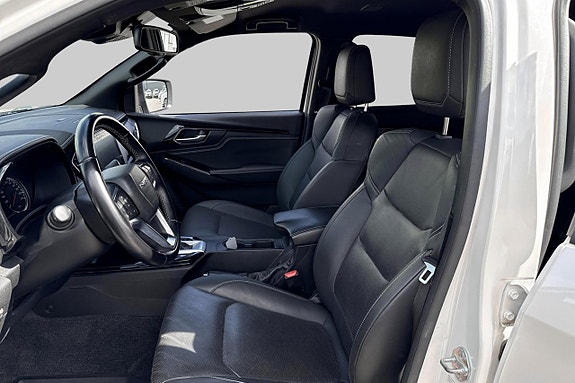 Isuzu D-max 8 of 12
