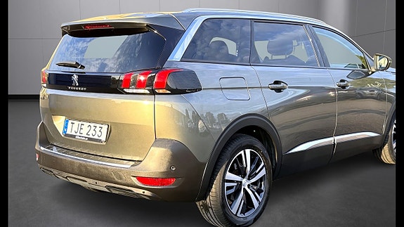 Peugeot 5008 5 of 29