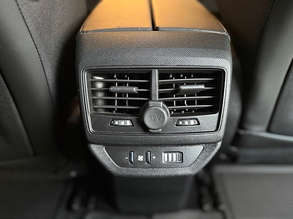 Peugeot 5008 17 of 29