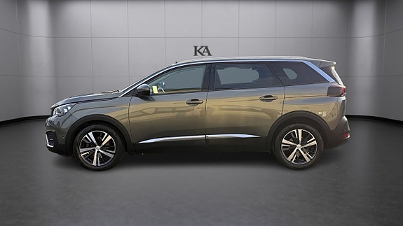 Peugeot 5008 9 of 29