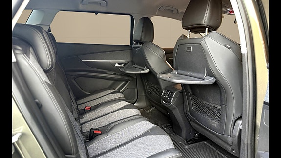 Peugeot 5008 21 of 29