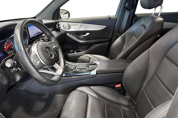 Mercedes-Benz GLC300 de 10 of 12
