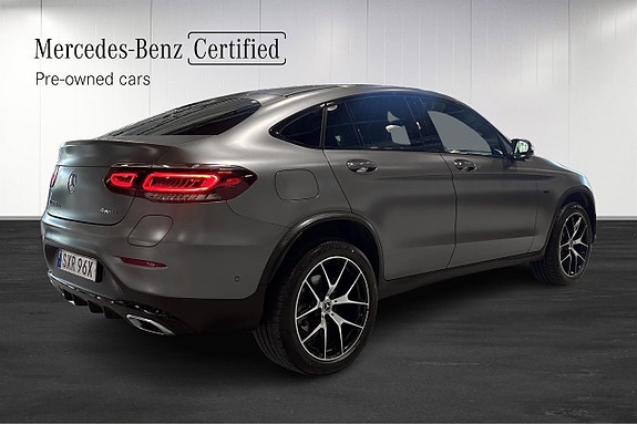 Mercedes-Benz GLC300 de 4 of 12
