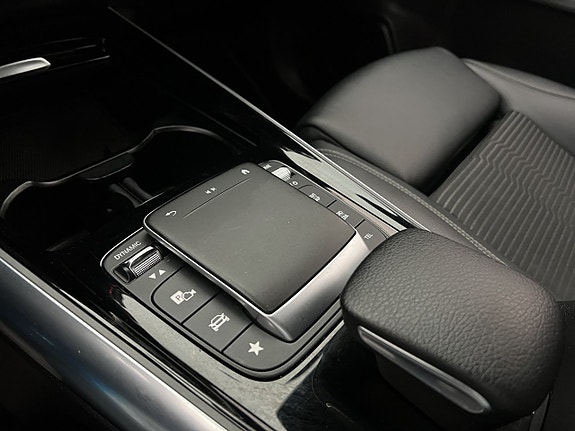 Mercedes-Benz EQA250 23 of 30