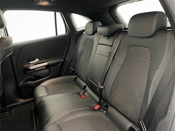 Mercedes-Benz EQA250 26 of 30