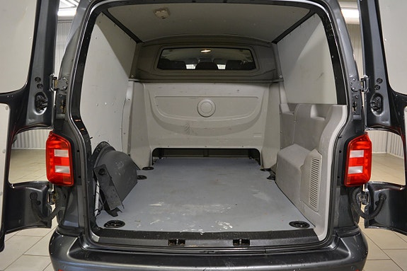 Volkswagen Transporter 6 of 14