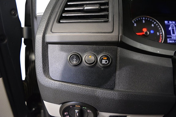 Volkswagen Transporter 11 of 14
