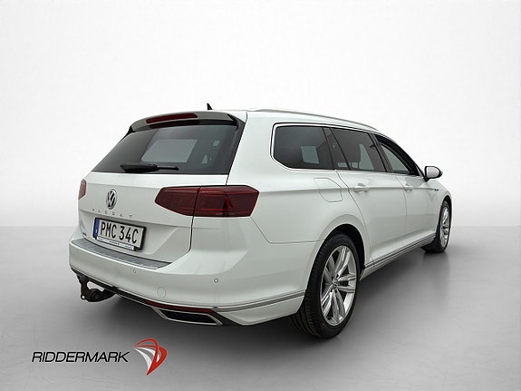 Volkswagen Passat 8 of 30