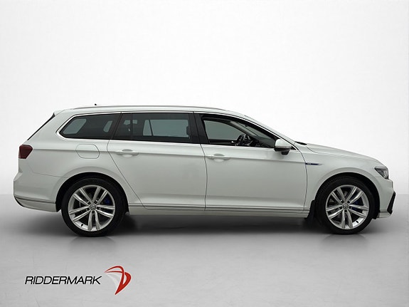 Volkswagen Passat 9 of 30