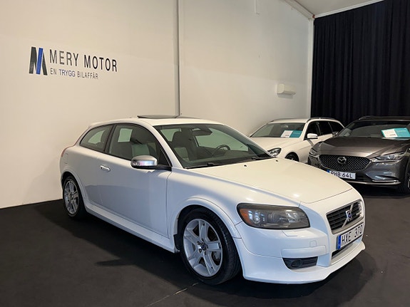 Volvo C30 2 of 15