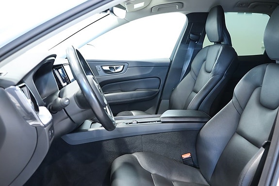 Volvo XC60 7 of 20