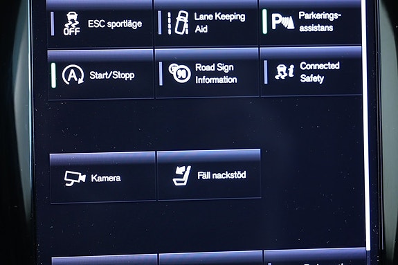 Volvo XC60 13 of 20
