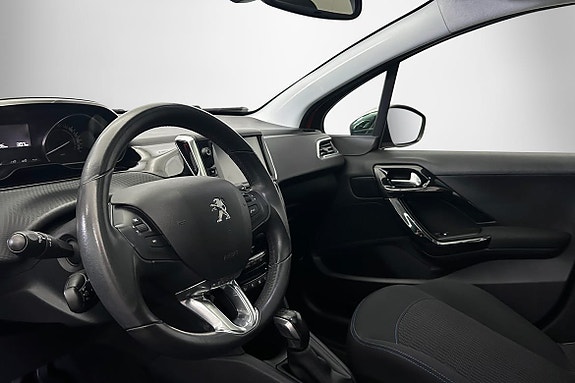Peugeot 208 5 of 14
