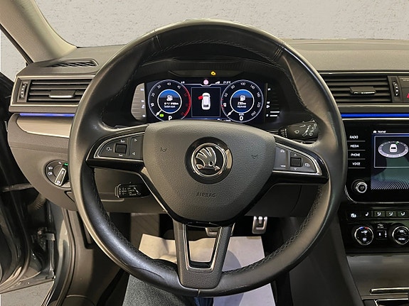 Skoda Superb Scout 5 of 7
