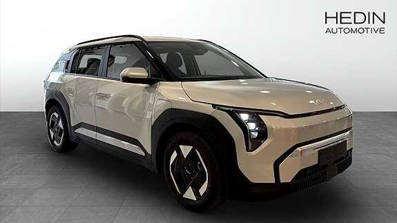 Kia EV3 3 of 12