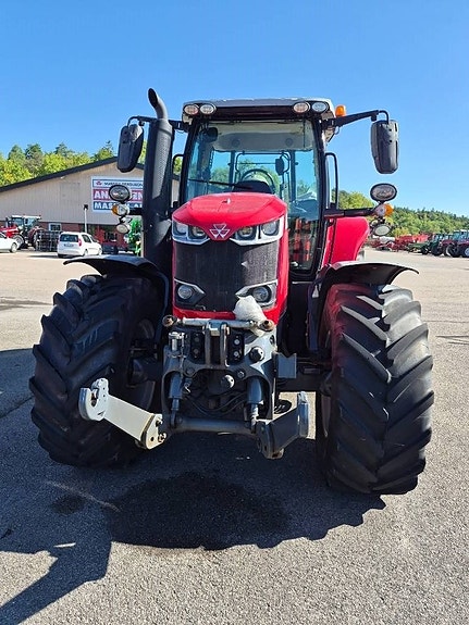 Massey Ferguson 6718 S 2 of 11