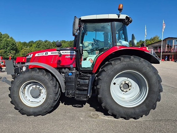 Massey Ferguson 6718 S 8 of 11
