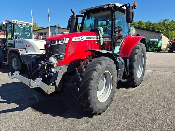Massey Ferguson 6718 S