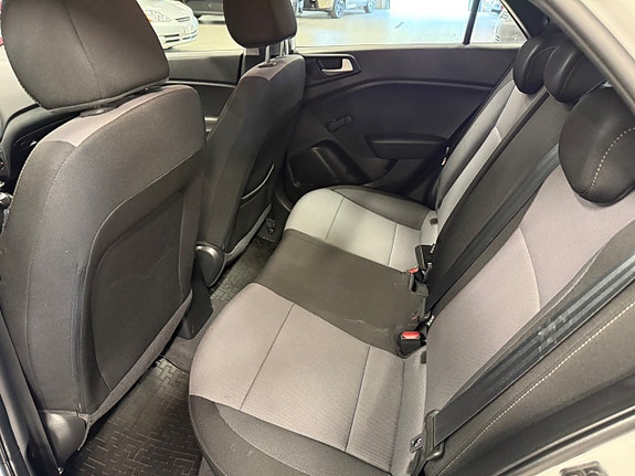 Hyundai i20 7 of 10