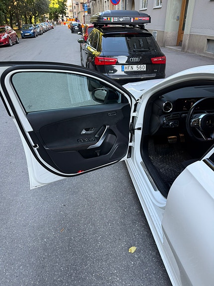 Mercedes-Benz A180 4 of 7