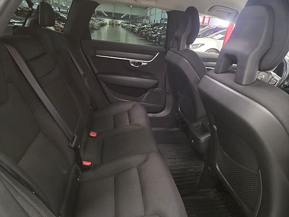 Volvo V90 Cross Country 5 of 10