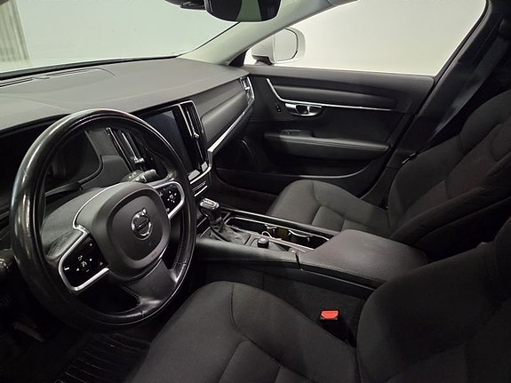 Volvo V90 Cross Country 10 of 10