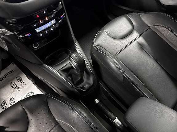Peugeot 208 17 of 22