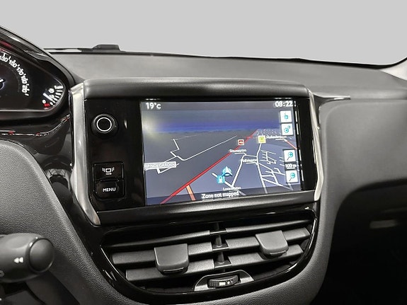 Peugeot 208 15 of 22