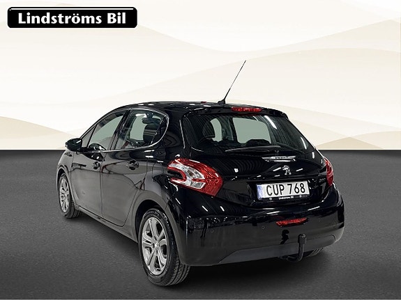 Peugeot 208 4 of 22