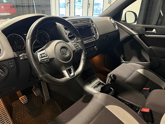 Volkswagen Tiguan 5 of 14