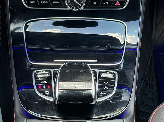 Mercedes-Benz E43 17 of 24