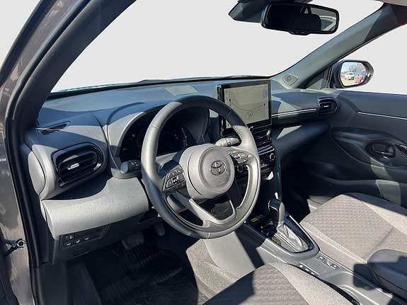 Toyota Yaris Cross 9 of 13
