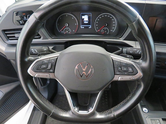 Volkswagen Caddy Maxi 8 of 11