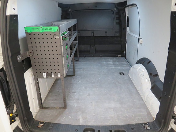 Volkswagen Caddy Maxi 5 of 11
