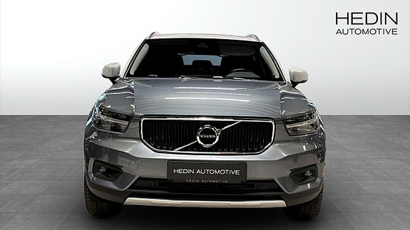 Volvo XC40 8 of 9