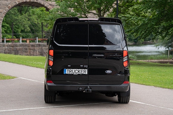 Ford Transit Custom 14 of 15
