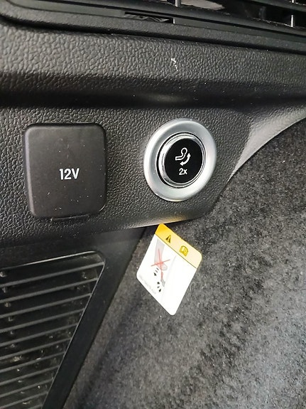 Ford Kuga 8 of 27