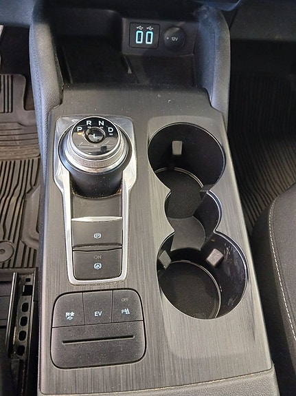 Ford Kuga 21 of 27