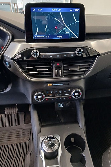 Ford Kuga 18 of 27