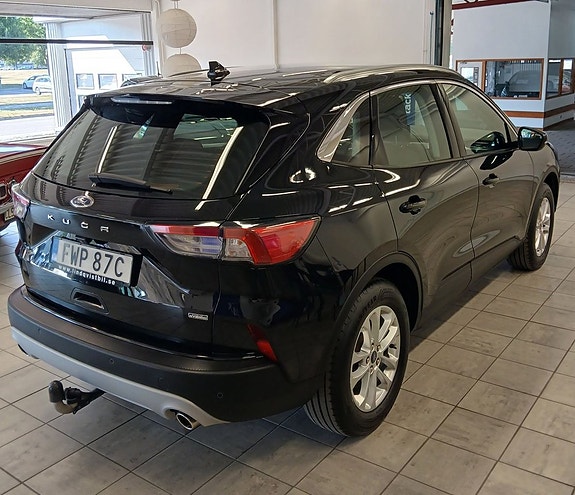 Ford Kuga 10 of 27