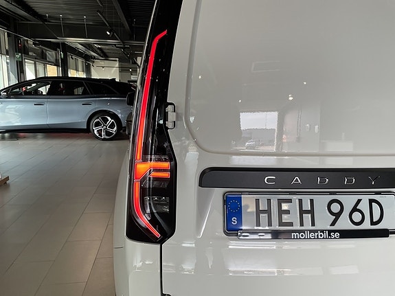 Volkswagen Caddy 12 of 18