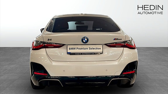BMW i4 7 of 8
